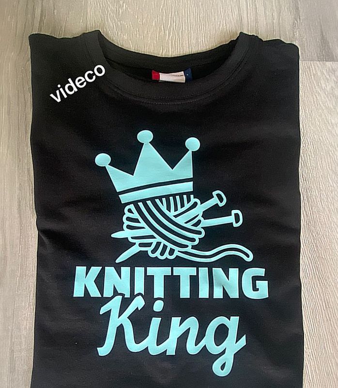 T-shirt , Knitting King
