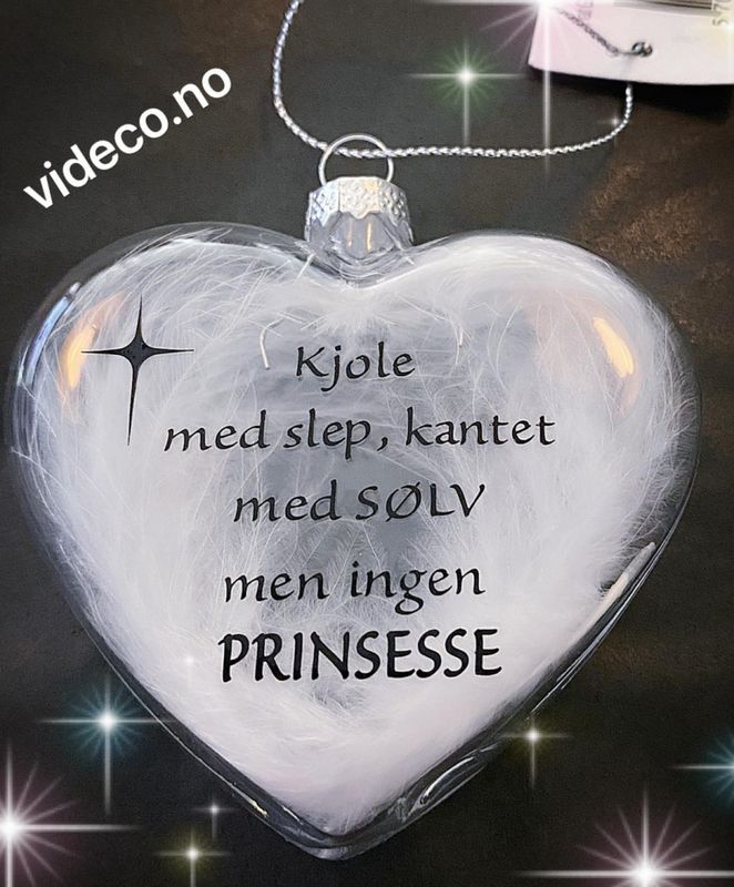Julehjerter i sett av 3 stk med tekst