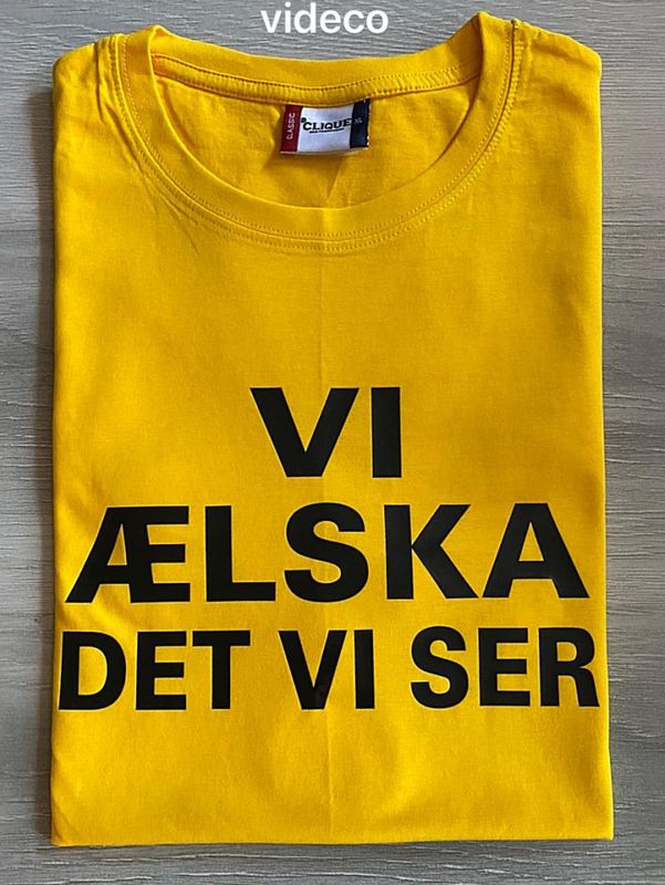 T-shirt, gul - Vi ælska det vi ser